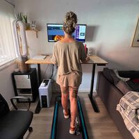 FlexiSpot tiene el escritorio elevable más cómodo para estudiantes y teletrabajo: barato, elevable y fácil de combinar