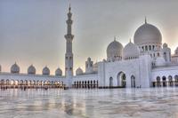 Visita entre vuelos a la Gran Mezquita de Abu Dabi