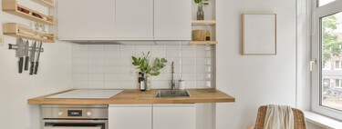 El carrito de cocina más vendido de Ikea: sirve como isla y como mesa auxiliar para tus cenas 