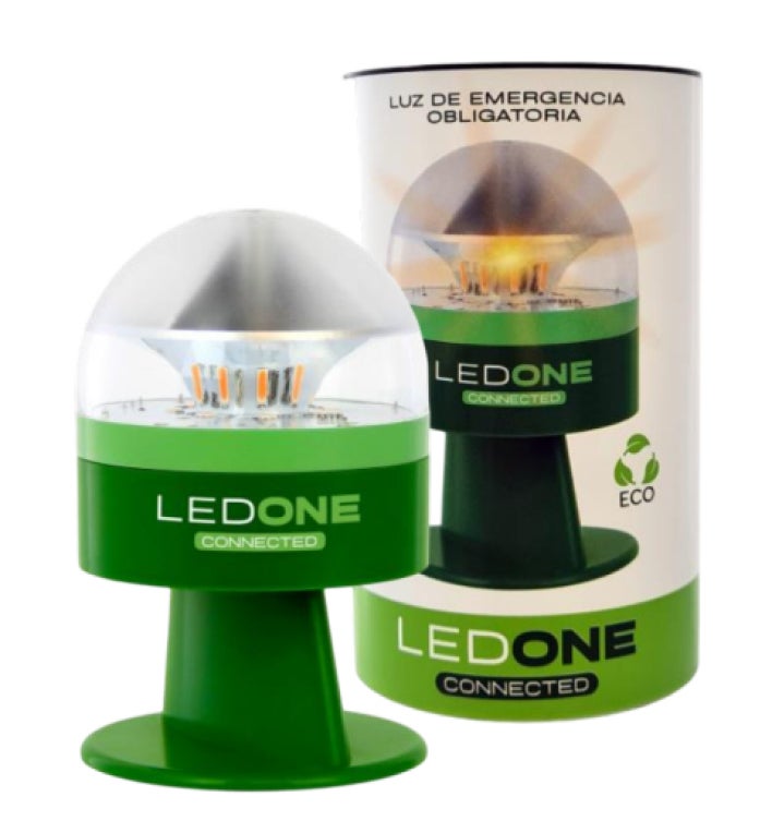 Luz de emergencia led one v16 eco dgt 3.0 geolocalizada