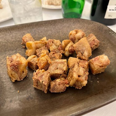 No tiene nada que envidiar al torrezno de Soria: el plato típico de Albacete que bordan en este restaurante del centro de la ciudad