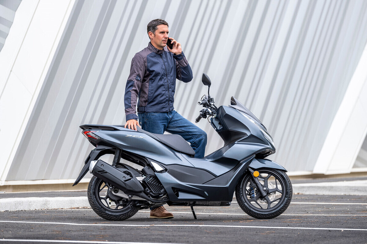 Seis scooters que puedes conducir con la convalidación del carnet B de coche desde los 125 cc hasta los 500 cc