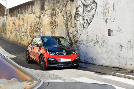 BMW i3s en la calle