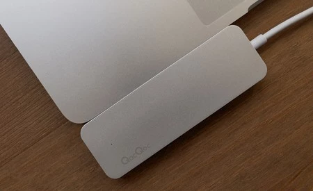 ブランド名がなければ、それは完全に Apple 製品として通用します。