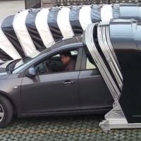 ¿Te gustaría un garage plegable para tu auto? Ahora ya es posible gracias a nuestros amigos chinos