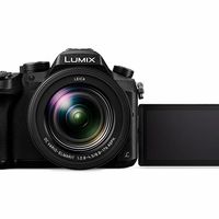 Panasonic Lumix DMC-FZ2000, una interesante bridge por 400 euros menos de su precio oficial hoy, en Amazon