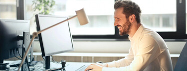 Quiero renovar los ordenadores de mi oficina, he echado cuentas para elegir entre Pc y portátil, estos son los resultados 