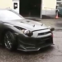 Vídeo: ¿Y si le quitas los faros a tu GT-R para ponerle un par de turbos?