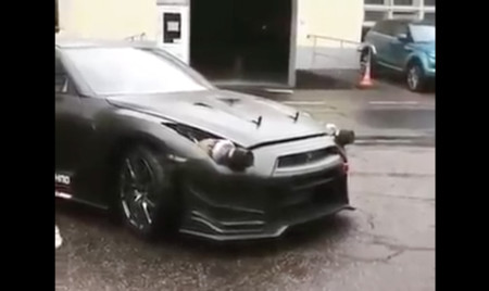 Vídeo: ¿Y si le quitas los faros a tu GT-R para ponerle un par de turbos?