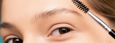 Canas en las cejas: cómo teñirlas en casa sin pasarse de intensidad 