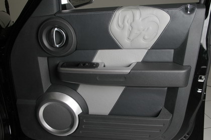 Dodge Nitro Startech