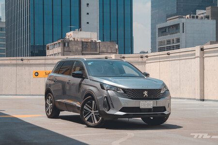 Peugeot 5008 GT 2022 a prueba: elegancia y refinamiento francés en su máxima expresión