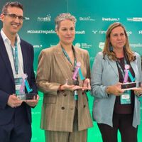 No todo van a ser móviles: Samsung se lleva un galardón por su apuesta formativa en los Digital Awards 2025