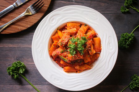 Cómo hacer pasta con atún cremosa sin lácteos: la receta y los consejos de la Chef Zahie Téllez con un toque especial