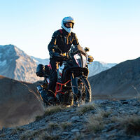 ¡Accesorios para todos! Estas nuevas chaquetas, pantalones y guantes para moto son puro confort y protegen del invierno 