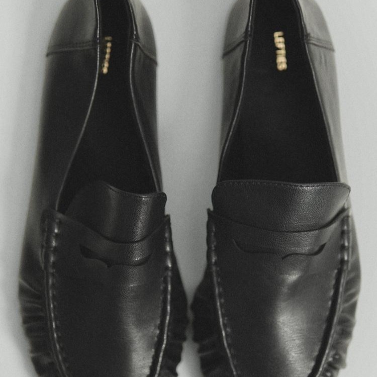 Mocasín fruncido

