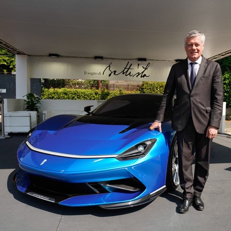 Pininfarina Battista Blu Iconica