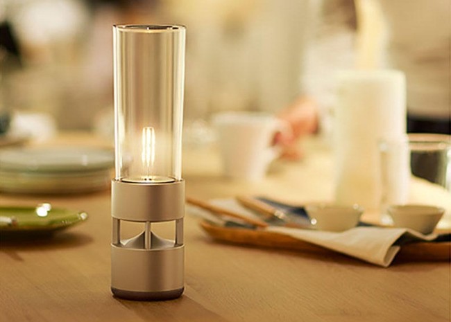 Sony Glasspeaker Lifestyle