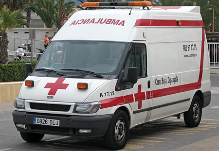 Decálogo para dummies de lo que no debes hacer cuando tienes una ambulancia detrás