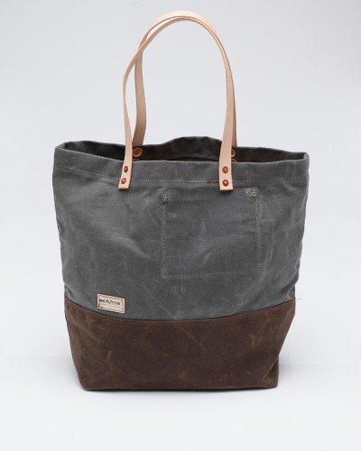 El 'tote bag' militar por Strawfoot
