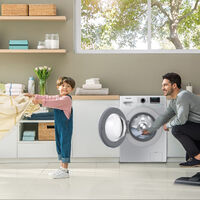 Los españoles piensan en la limpieza como una forma de mejorar el estado emocional. Y automatizarla lo hace todo más fácil