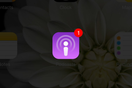 Apple se reúne en secreto con podcasters para escuchar sus demandas