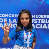 A menina gênio de 14 anos com QI superior ao de Einstein se prepara para ser a primeira humana a colonizar Marte 