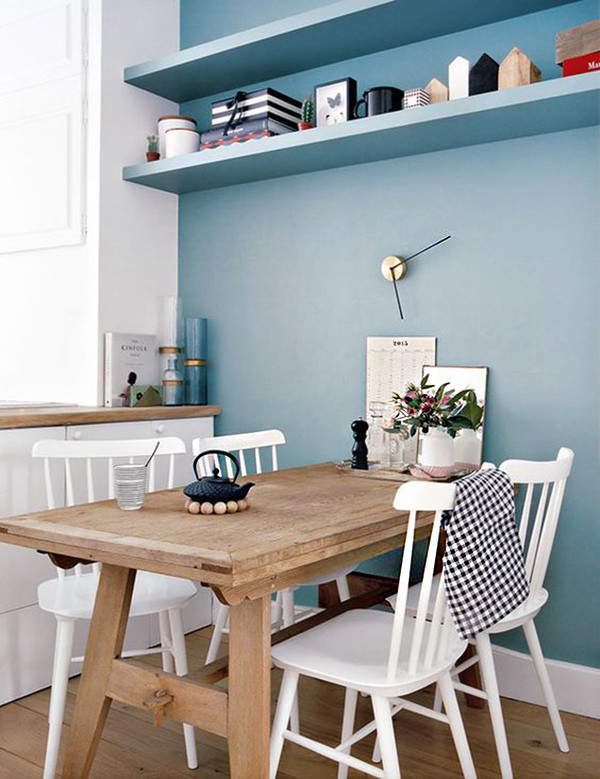 17 ideas de cómo decorar tu cocina con colores azul y blanco