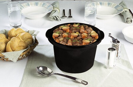 Ideal para parejas, la olla de cocción lenta Crock-Pot SCCPQK5025B de 2,4 litros baja su precio a 36,68 euros en Amazon