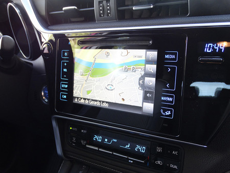 Prueba Toyota Auris Hybrid 2016 Interiores