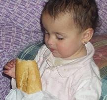 El pan, muy aconsejable en la dieta de los niños