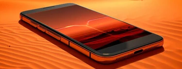 Cinco cosas que debes evitar hacer con tu móvil en días de mucho calor. Así lo recomiendan Apple, Samsung y otros fabricantes 