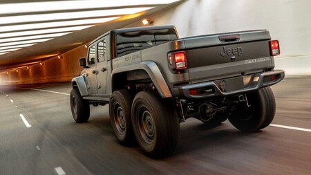 Next Level Jeep Gladiator 6x6