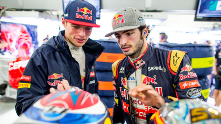Verstappen Sainz Red Bull F1