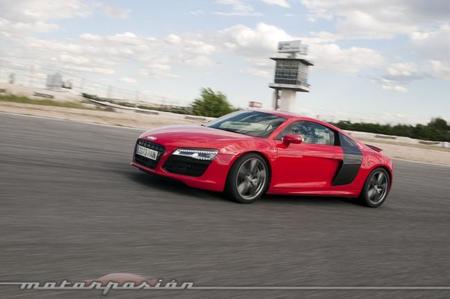 Audi R8 V10 S-Tronic