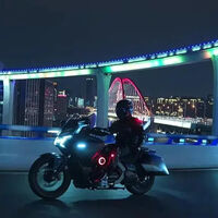 Los chinos se han pasado el juego con esta parecida Gold Wing por 7.000 euros: saluda a la Starship 6