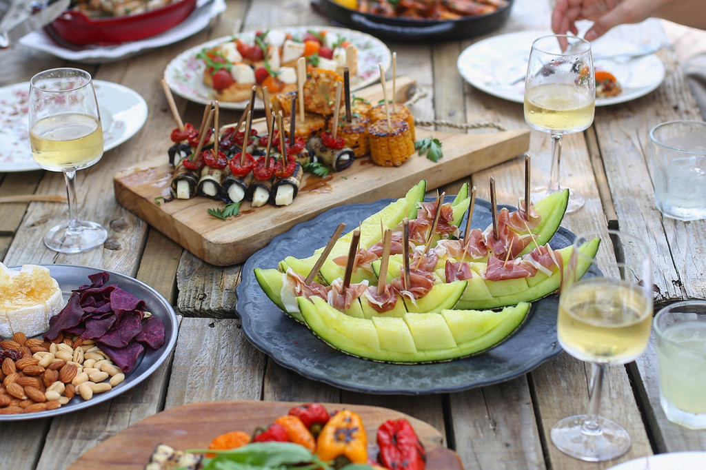 Cinco recetas de aperitivos refrescantes: ideas fáciles con fruta de