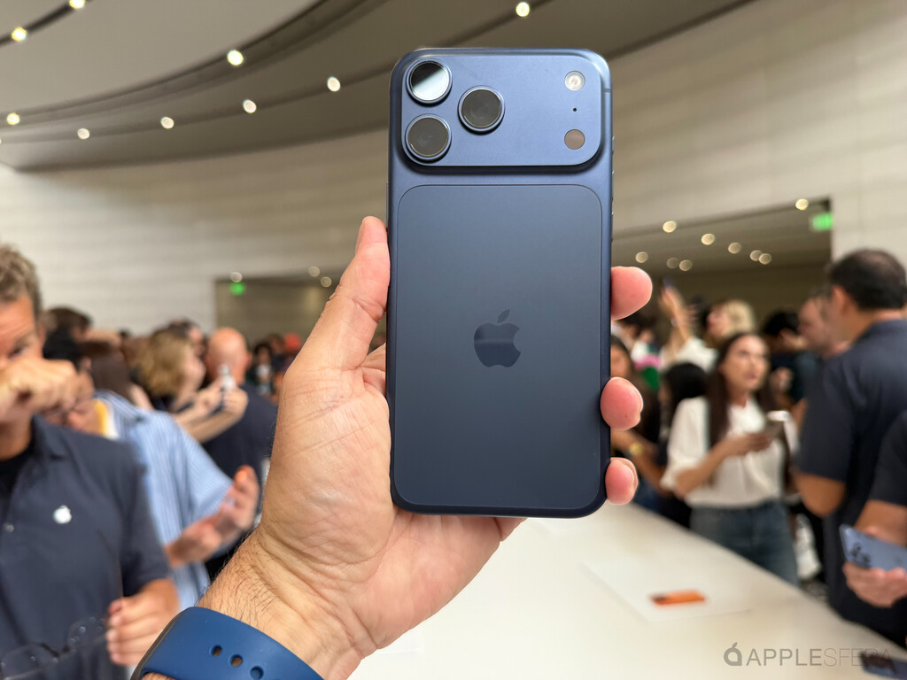  iPhone 17 y iPhone 17 Pro, primeras impresiones: el misterioso diseño filtrado habla y por fin se entiende en mano