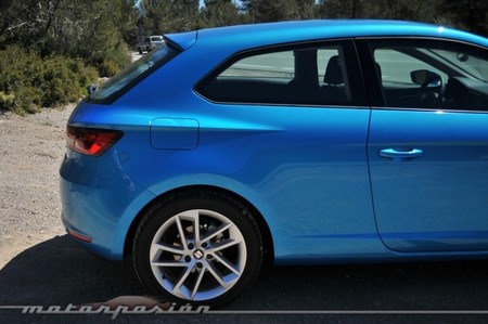 Panel lateral Seat León SC