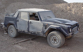 Lamborghini LM002