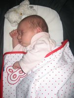 Bebés que regurgitan: mejor dormir de lado