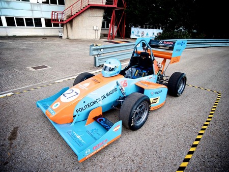 Con un motor Yamaha de 80 CV. Así es el monoplaza Formula Student 2017 de UPM Racing para Silverstone