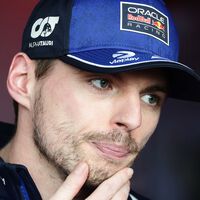 La encrucijada de Max Verstappen: seguir perdiendo en Red Bull o fichar por Mercedes y quedar como un hipócrita 