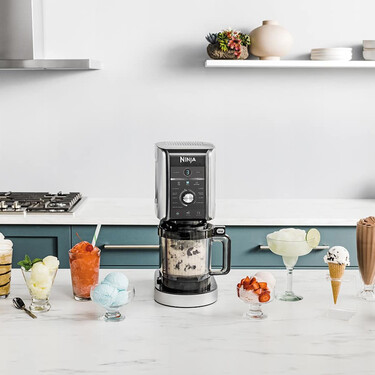 Helados, granizados y yogur helado: todo esto y más podremos hacer con esta heladera tan rápida como limpia de usar 