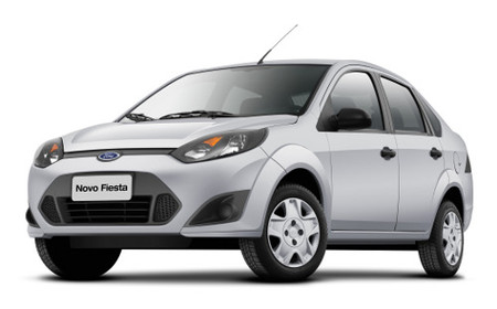 Ford Fiesta Ikon 2010 Frente