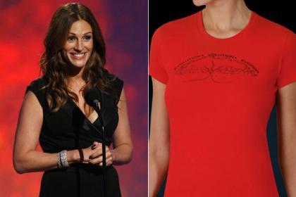 Julia Roberts y Armani, juntos contra el sida
