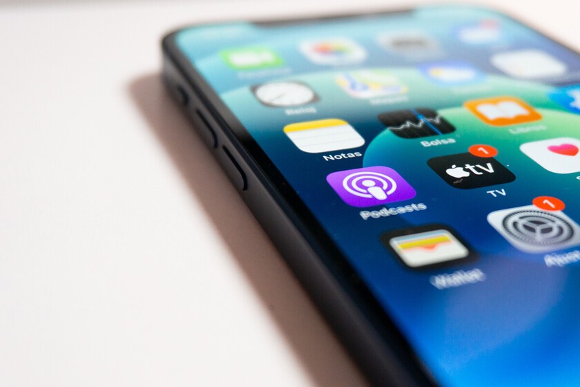 It’s cheaper today to upgrade to an Apple mobile: take advantage of this discount coupon and get an iPhone 12 for 471 euros