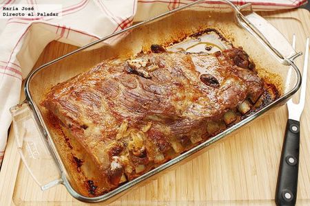 Costillar de cerdo al horno marinado al estilo ibicenco. Receta