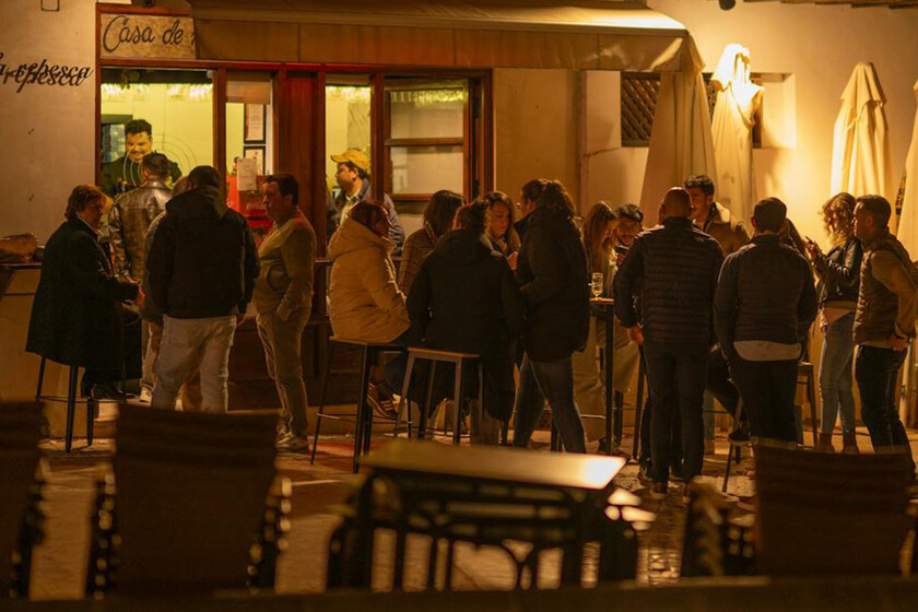 Bares para combatir el despoblamiento rural: Castilla y León ofrece 3,5 millones de euros para mantener bares abiertos