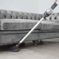 Oferta del día en la aspiradora vertical Hoover Freedom FD22G: su precio hasta medianoche es de 80,22 euros con envío gratis